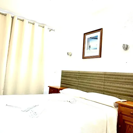 New Roser Hotel