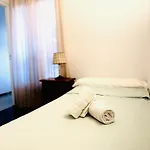 New Roser 2* L' Escala