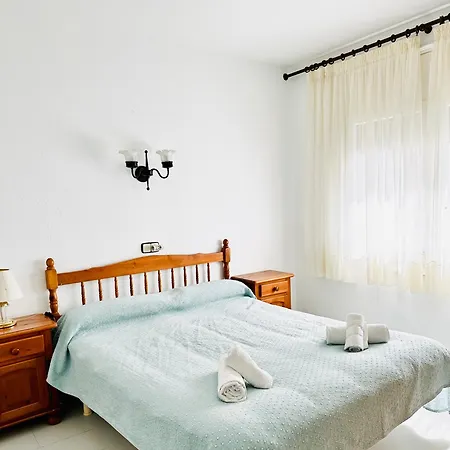 New Roser 2* L' Escala